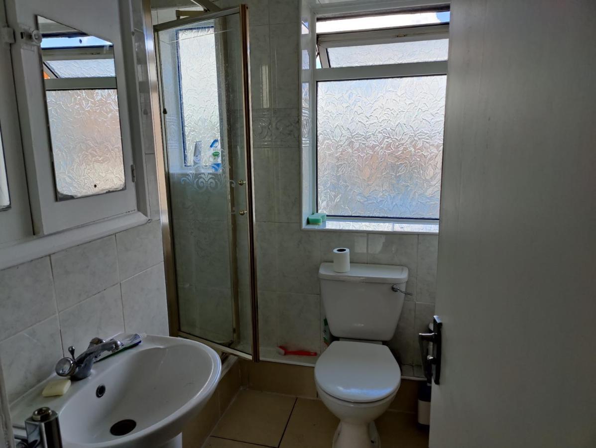Beautiful And Homely Accommodation, Archway In Islington Near Camden Town Habitación en casa particular
