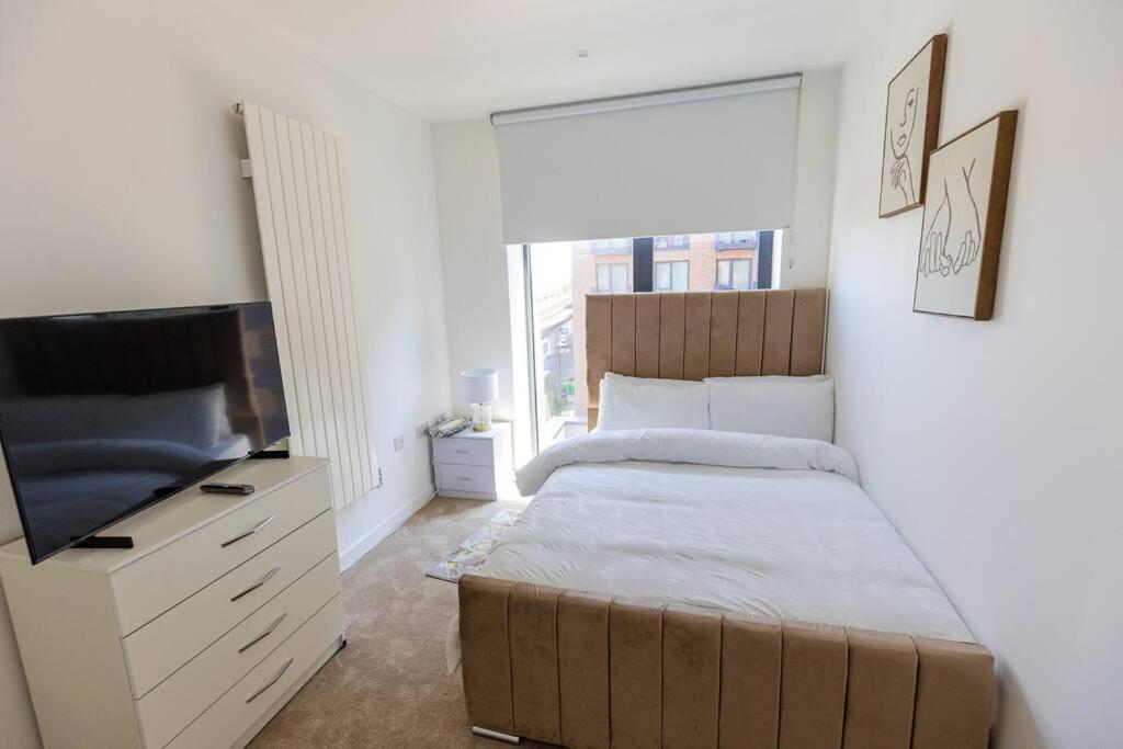 East Palace Apartment London