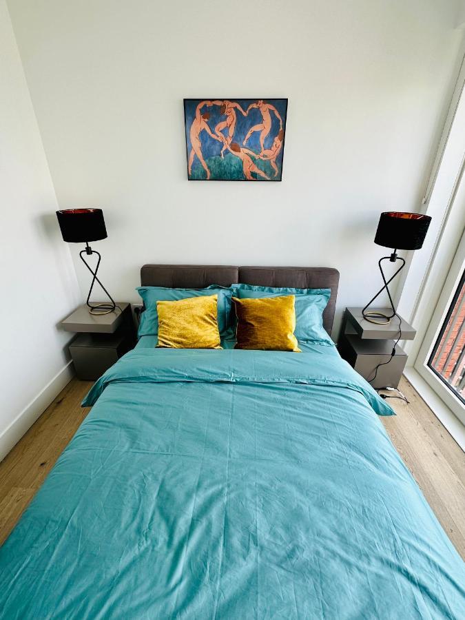 Luxury Flat With Stunning Views And Pool Apartamento