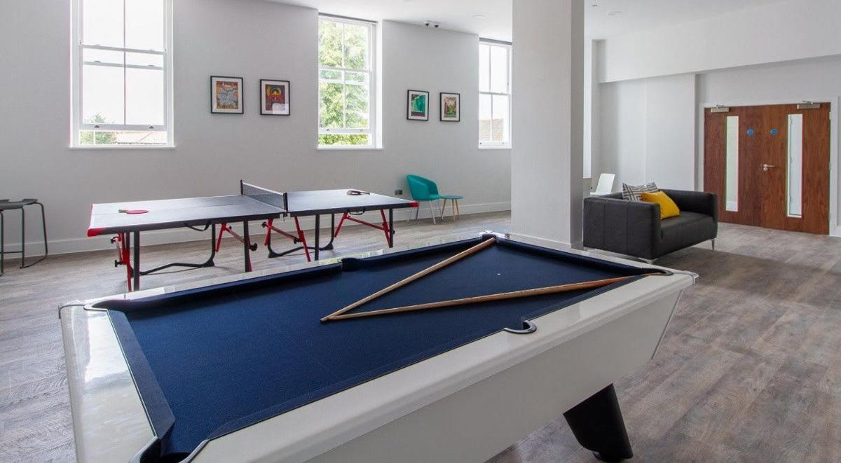 Stunning Modern At Seven Sisters Located In Apartamento