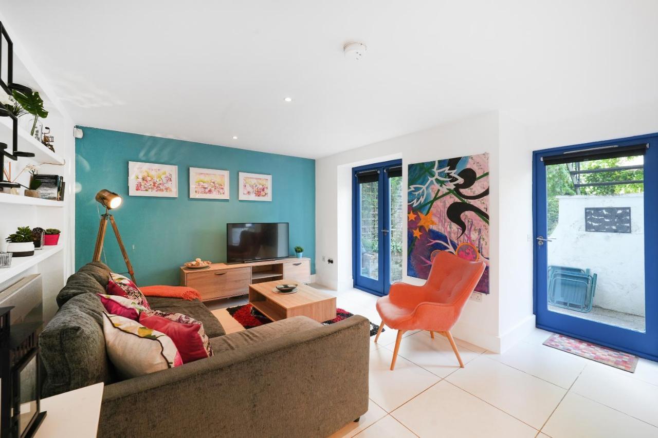 Spacious 2 Bedroom In Camden Appartement *