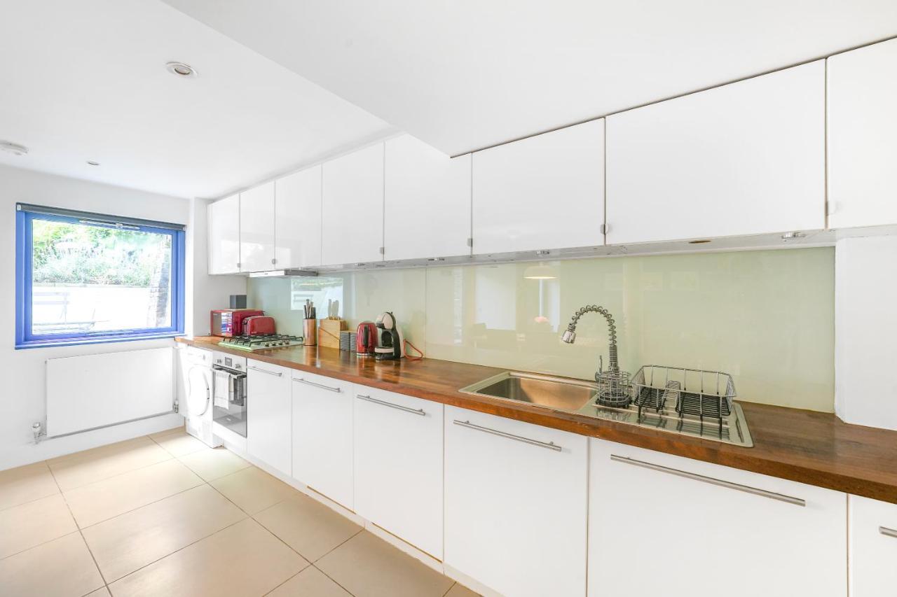Spacious 2 Bedroom In Camden