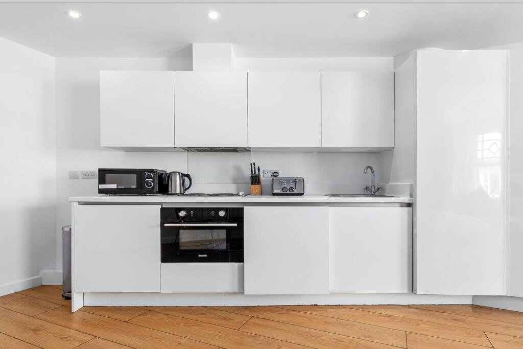 Flat In Piccadilly, Leicester, Chinatown Vr13 Apartment *