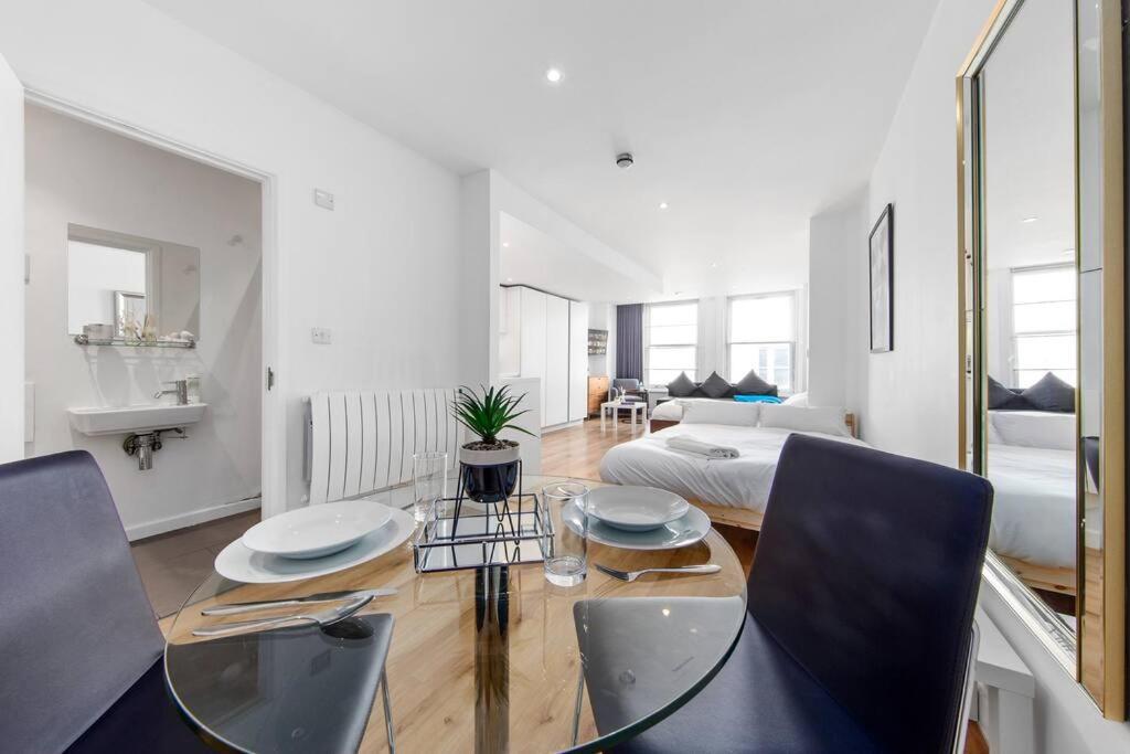 Stylish Sleep6 Flat At Iconic Piccadilly Circusvr6 * Londres