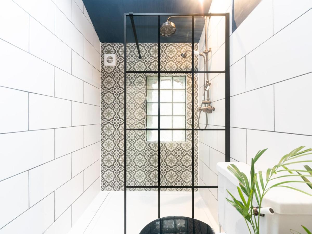Pass The Keys Rustic And Quirky Flat In Charming Charlton Village Appartement Londres