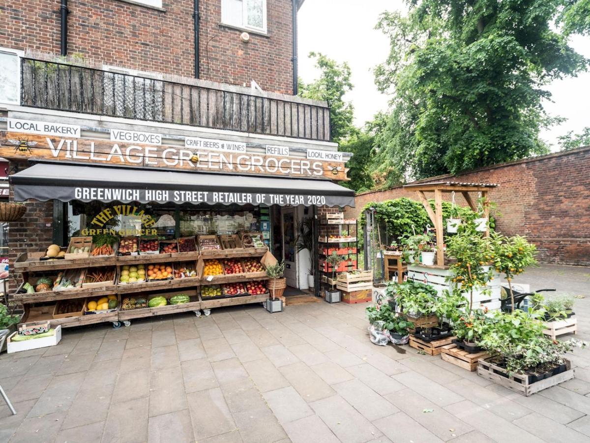 Appartement Pass The Keys Rustic And Quirky Flat In Charming Charlton Village