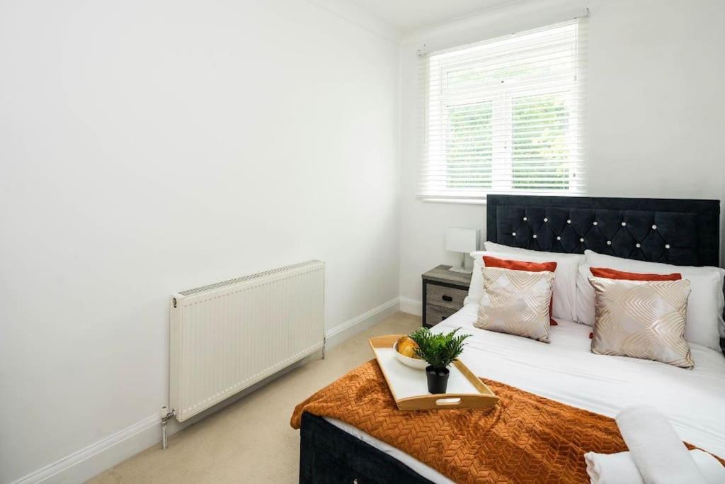 Appartement Where Style & Convenience Combine- Photo Id Required Londres
