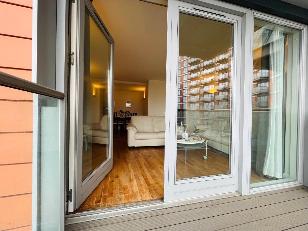 Canary Wharf, E14 9pw, 2 Bedroom * Londres