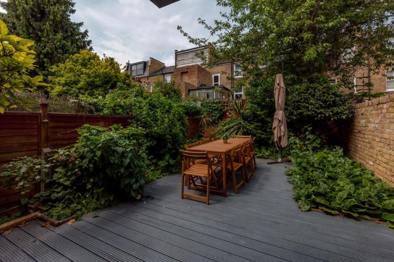 Central, Stylish And Spacious 4 Bedroom House 2,5 Bathrooms In Shepherd's Bush Apartamento