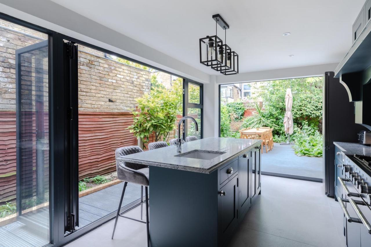 Apartamento Central, Stylish And Spacious 4 Bedroom House 2,5 Bathrooms In Shepherd's Bush Londres