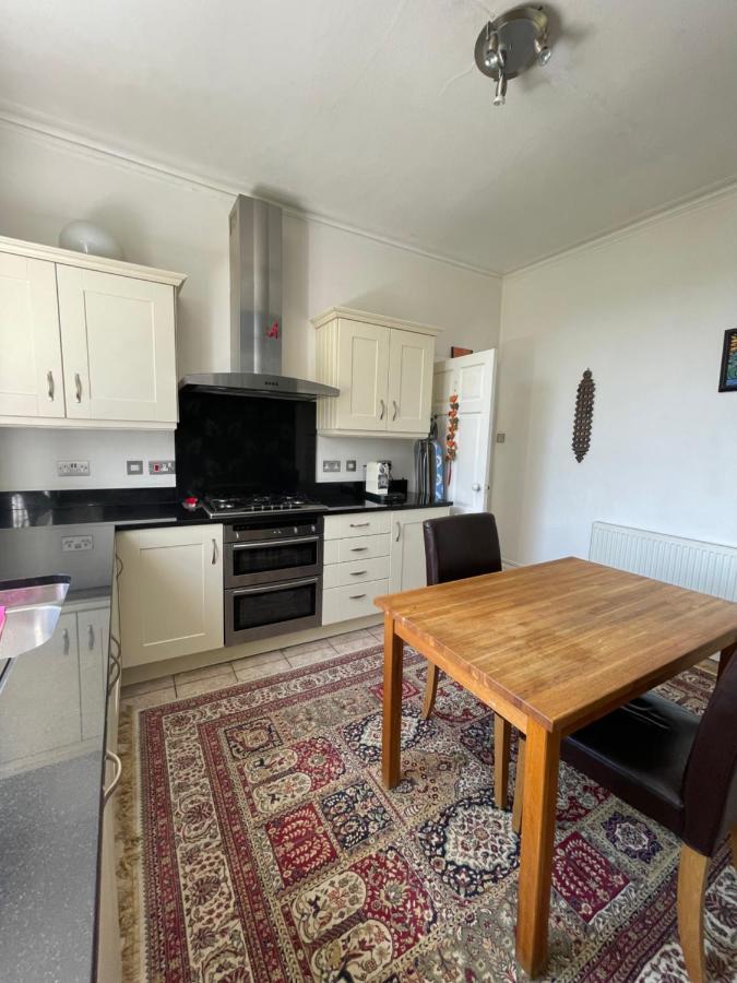 Camden Bachelor Pad , Location In Camden , Ideal Space For Small Family Apartamento Londres