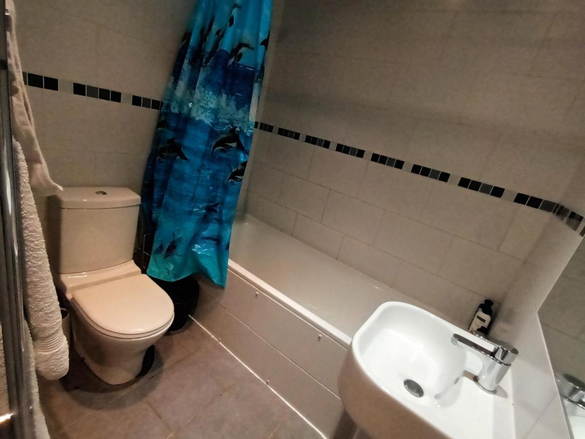 3 Bed Lovely Garden Flat Wandsworth Apartamento Londres
