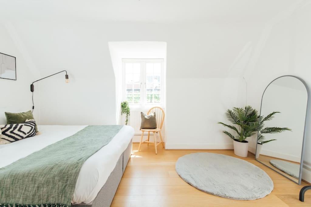 Apartment Charming 2 Bedroom Flat In The Heart Of Kings Cross, *