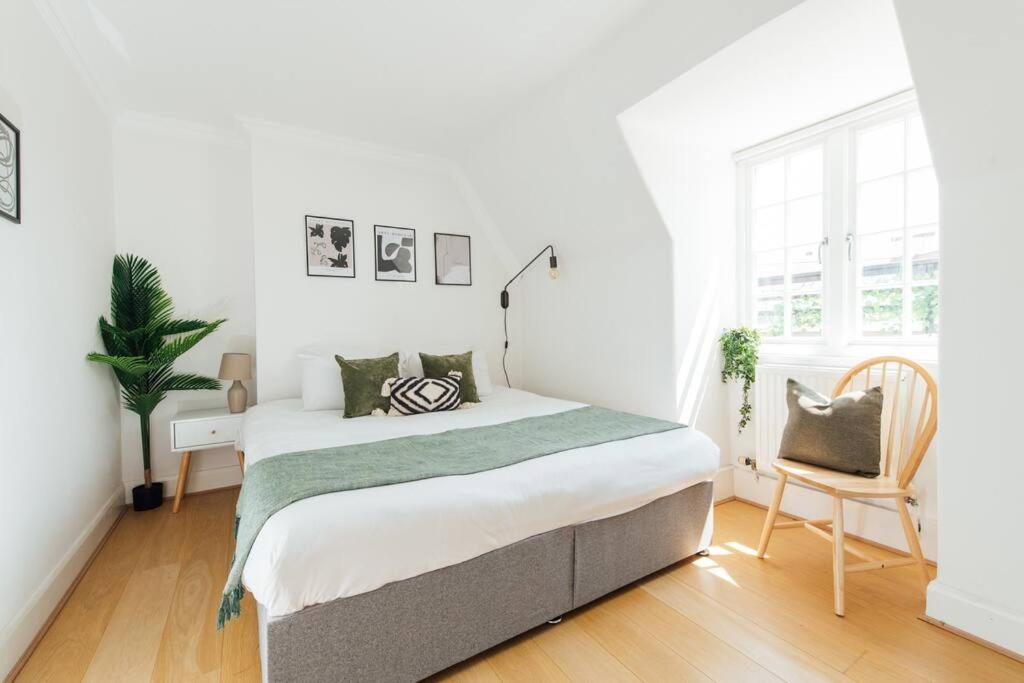 Charming 2 Bedroom Flat In The Heart Of Kings Cross, Apartment