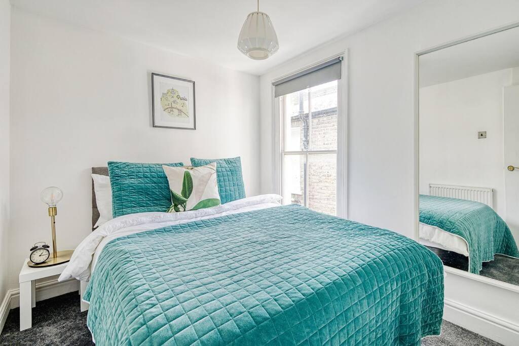 3 Bed Flat Near Chelsea Londres