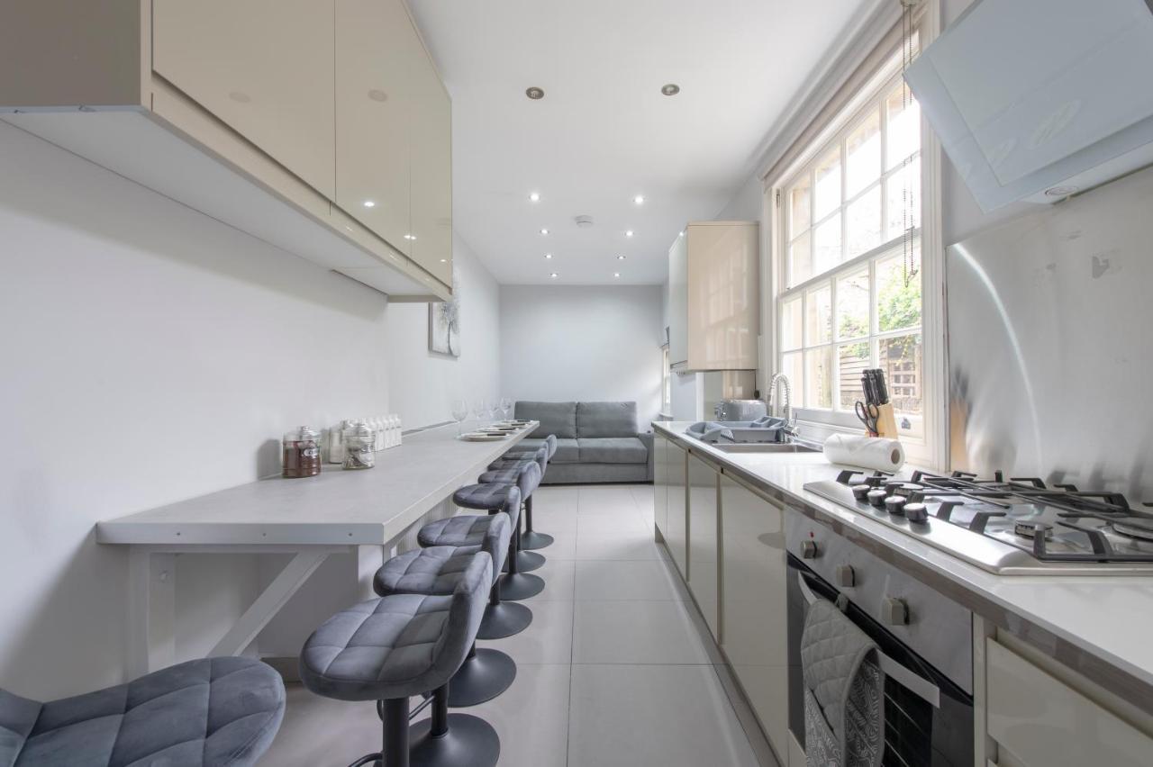 Vakantiehuis Charming Character House *