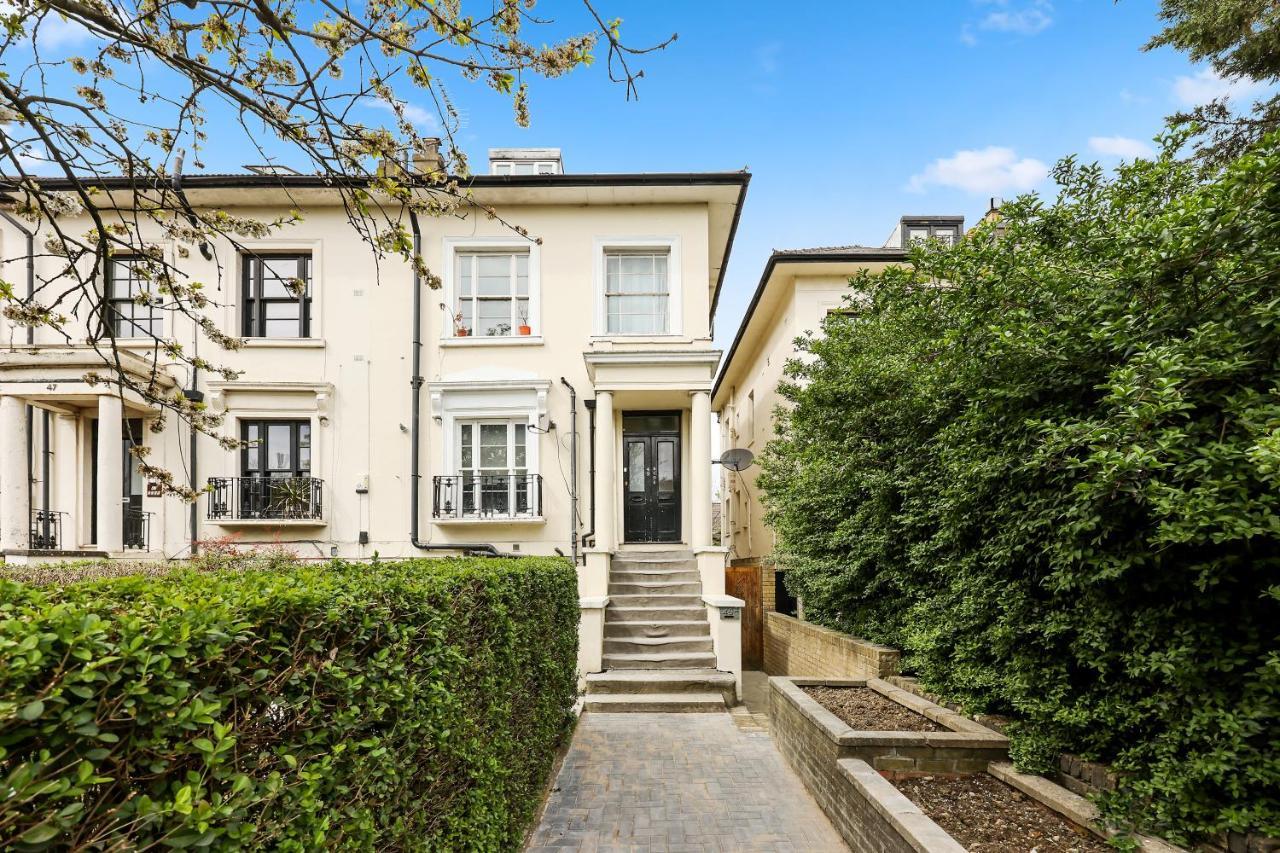 Parkhurst By Hiatus Concierge Apartment London