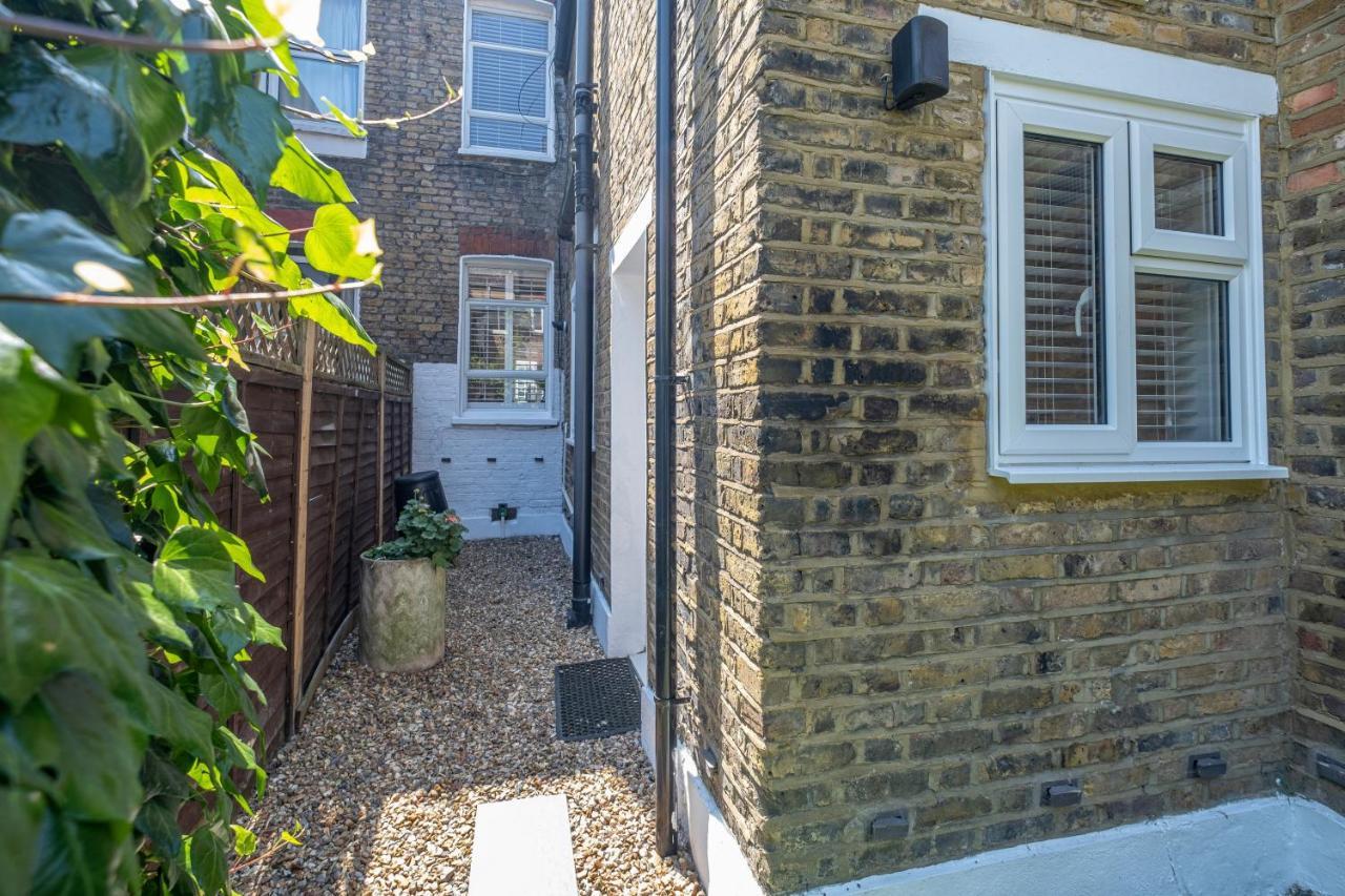 Ferienhaus Luxury 3 Bedroom 2 Bathroom House, Fulham By 360stays *