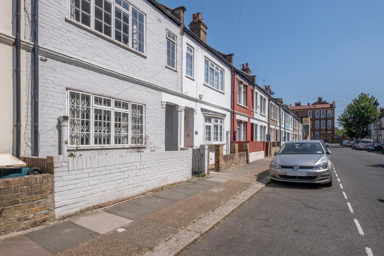 Ferienhaus Luxury 3 Bedroom 2 Bathroom House, Fulham By 360stays