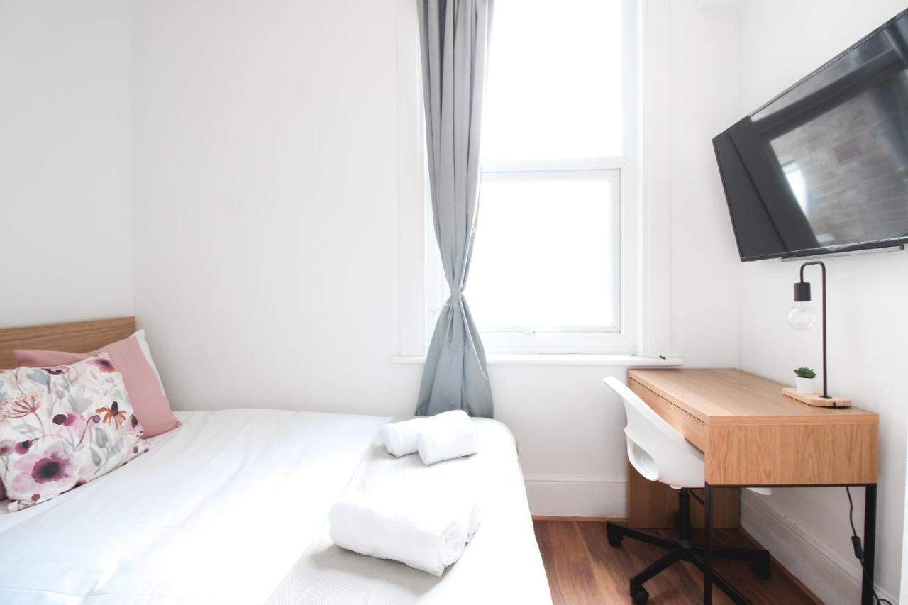 Lovely Studio Flats In Hackney Apartment London