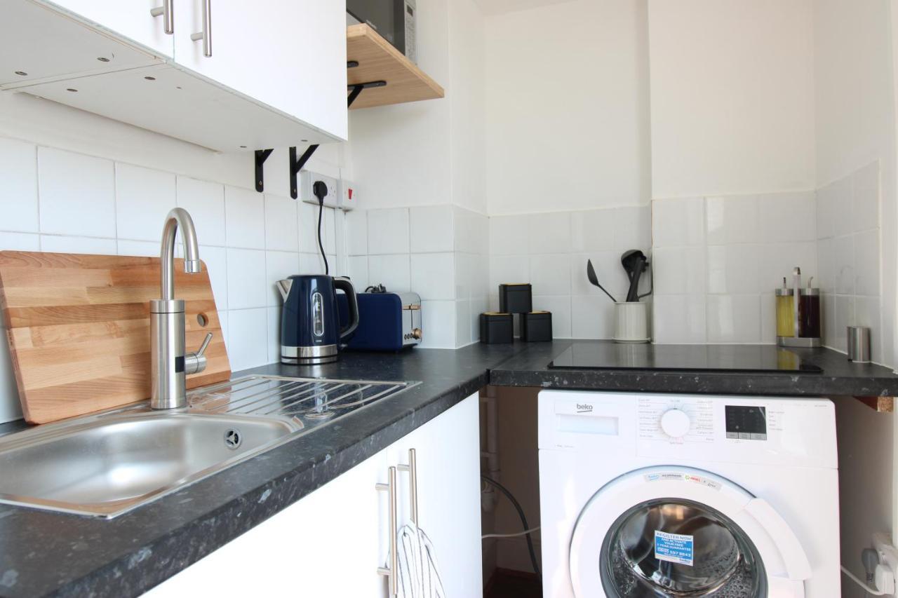 Lovely Studio Flats In Hackney Apartment *