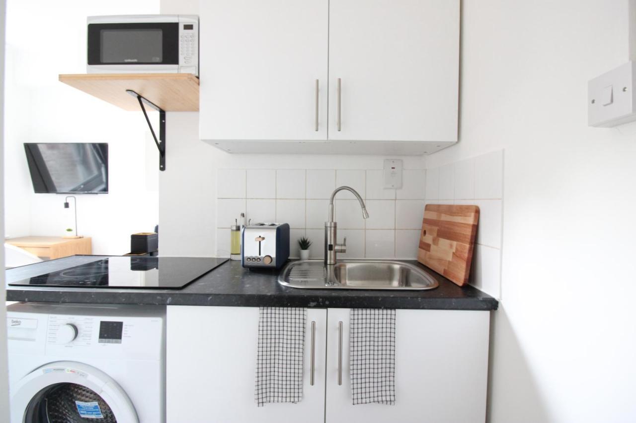 Lovely Studio Flats In Hackney Apartment London