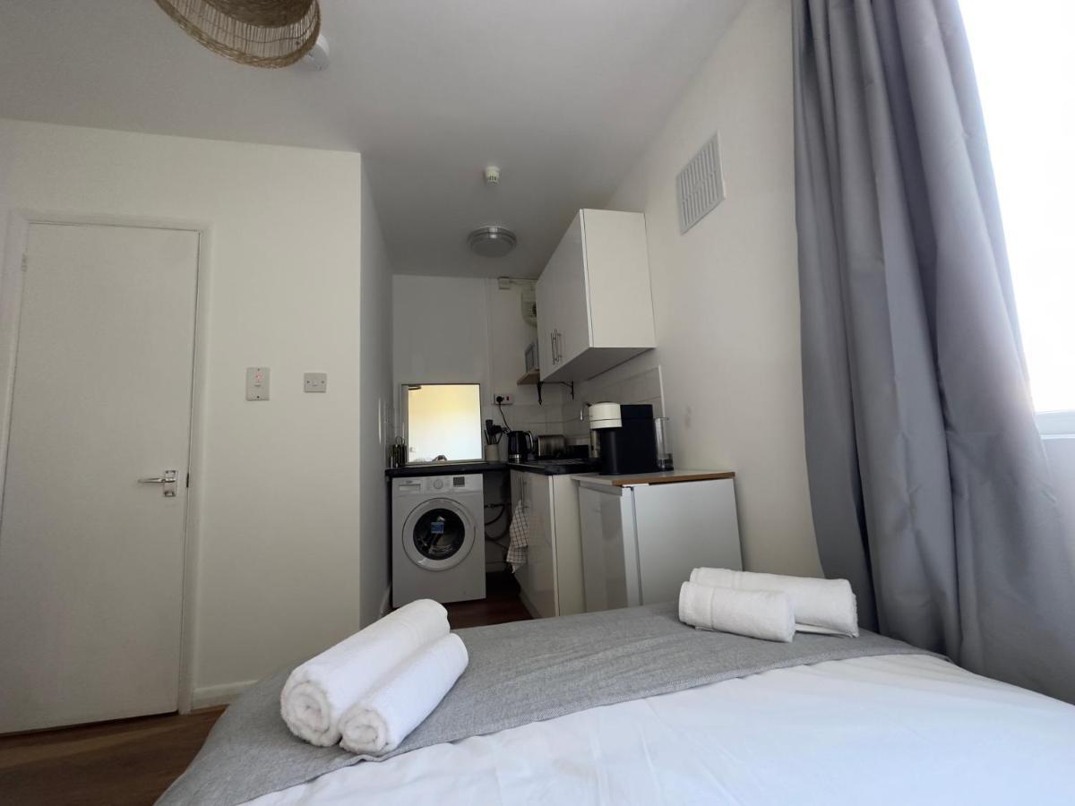 Lovely Studio Flats In Hackney