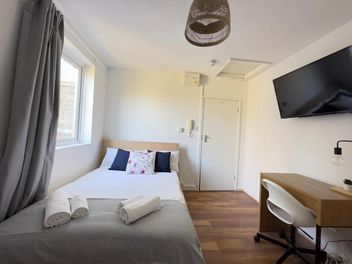 Lovely Studio Flats In Hackney