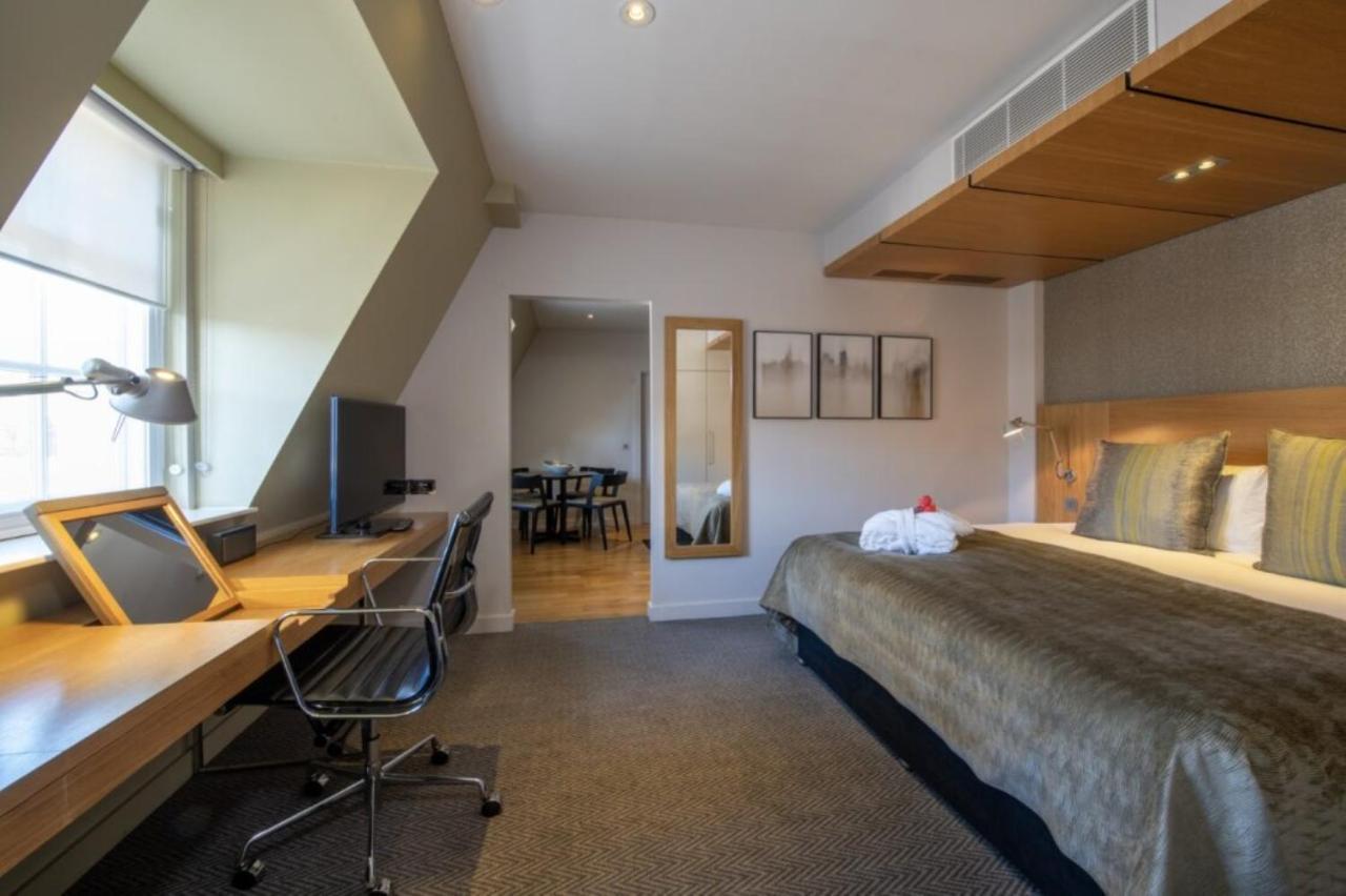 Hotel Apex Temple Court