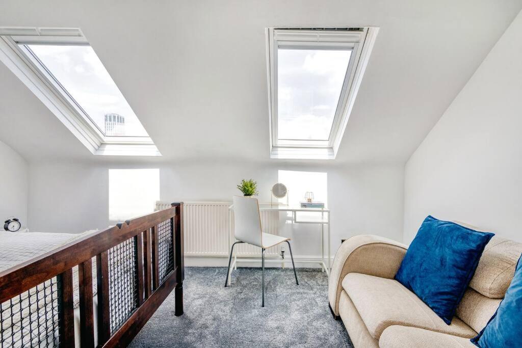 3 Bed Flat Near Chelsea Appartement *