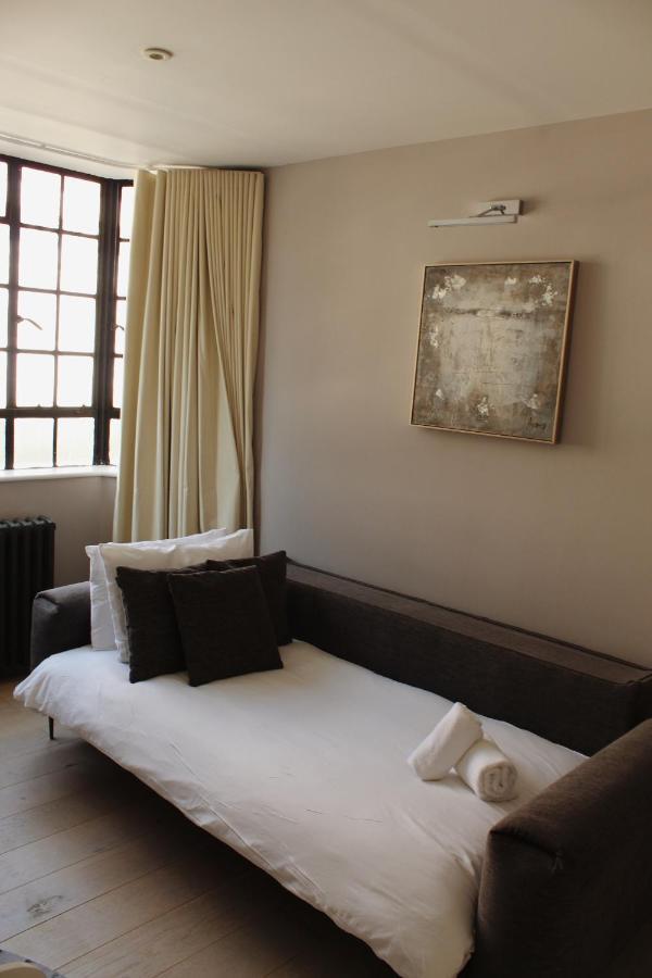 Sunny Balcony Hideaway In The Heart Of Apartamento Londres