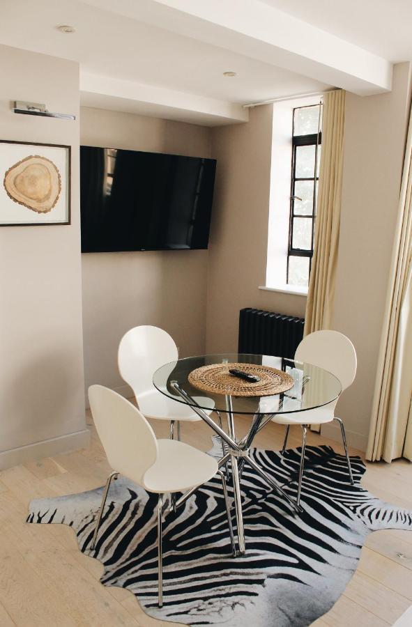 Sunny Balcony Hideaway In The Heart Of Apartamento *