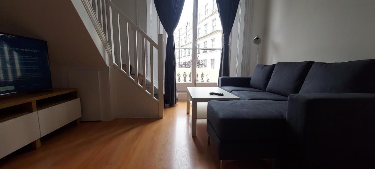 Flat In The Center Of 8 * Londres