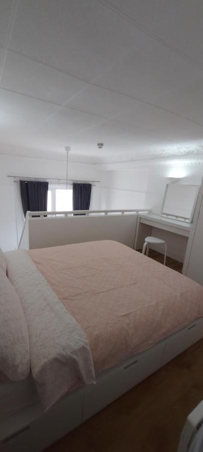 Flat In The Center Of 8 * Londres