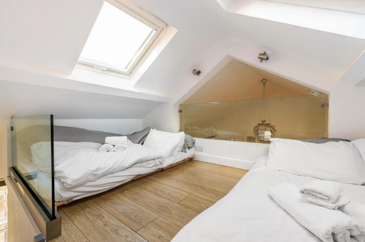 Beautiful 1 Bedroom Penthouse Flat Apartamento *