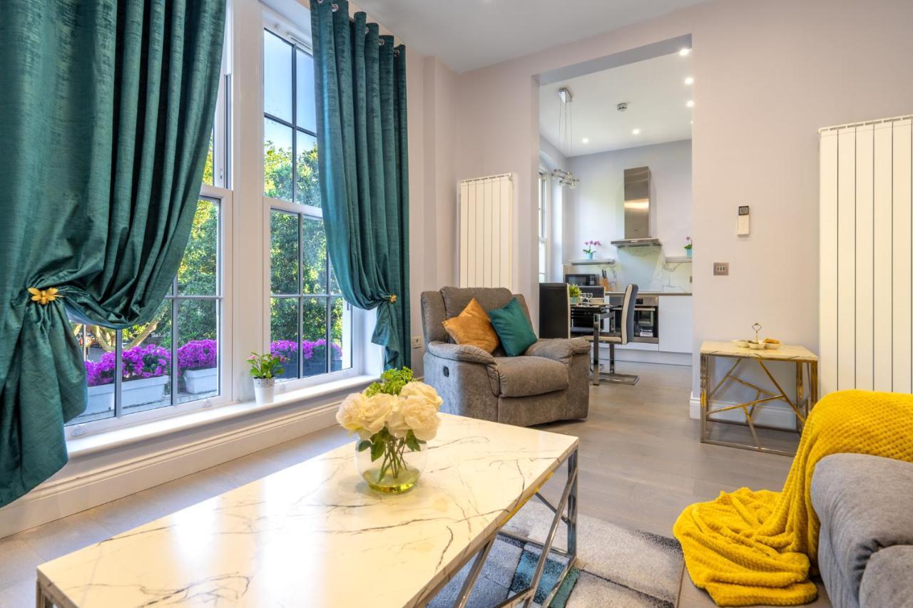 Apartment Modern 3 And 2 Bedroom Flat In Central With Installed Ac London