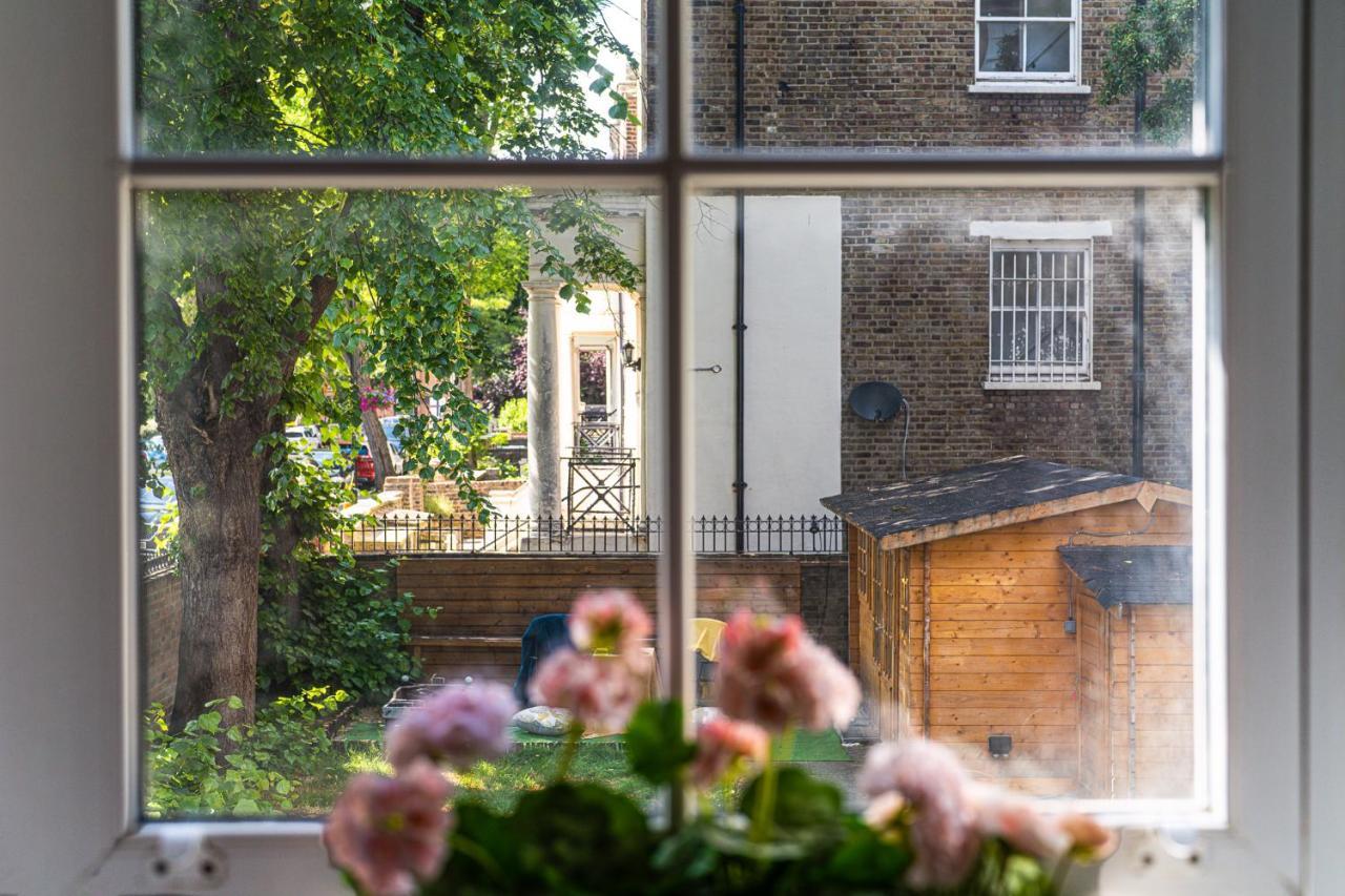 Modern 3 And 2 Bedroom Flat In Central With Installed Ac Apartment London