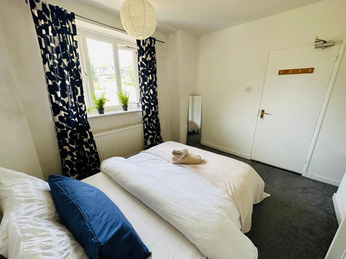 Cosy Flat Close To East Dulwich Station Guest house London