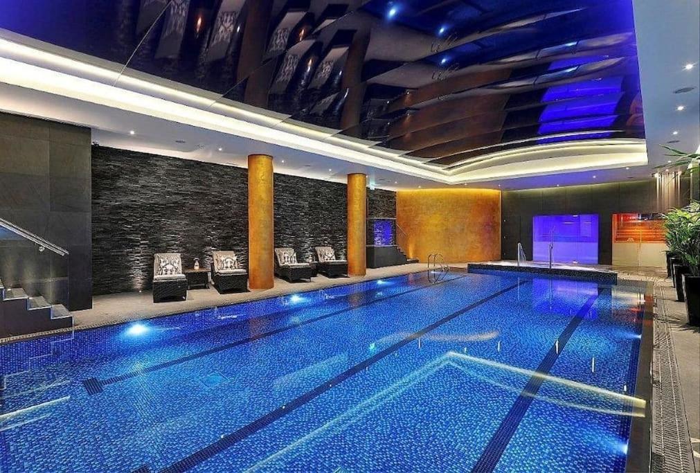 Luxury 2 Bed Apartment, Chelsea. Londen