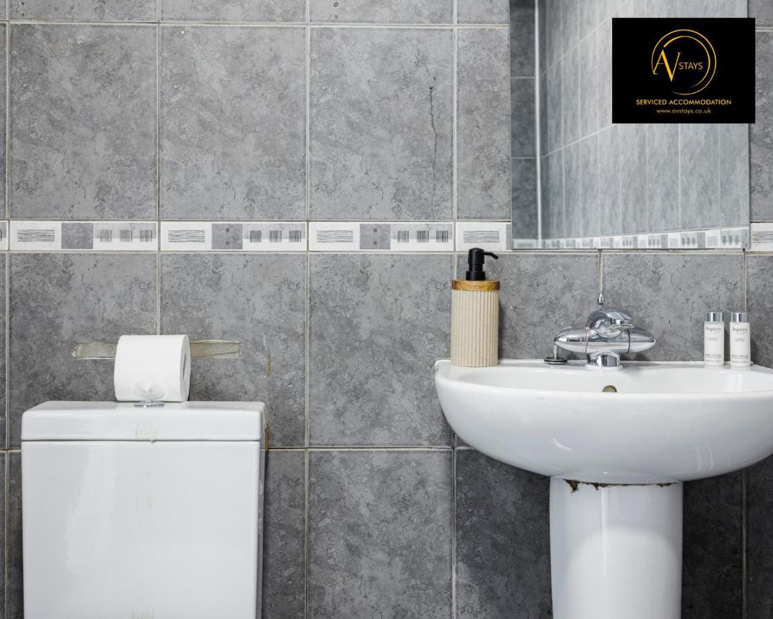 2 Bedroom House By Av Stays Short Lets Croydon With Free Wi-fi Holiday home London