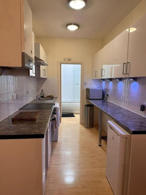 Studio Flat In Central * Londres
