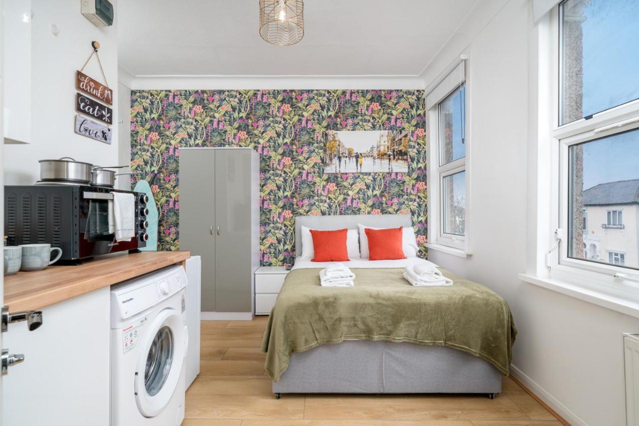 Apartment Walthamstow London