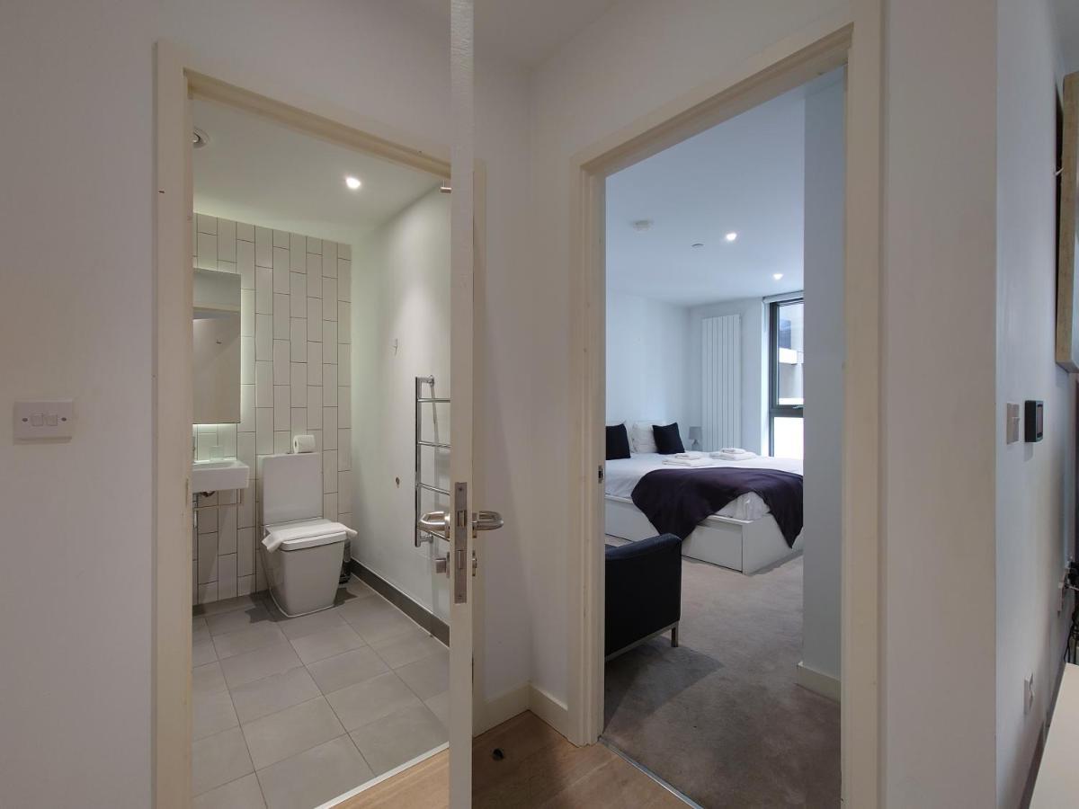 Fully Serviced One Bed In Royal Wharf Apartamento Londres
