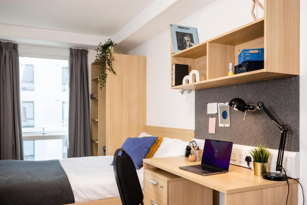 Great Studio In Hammersmith London