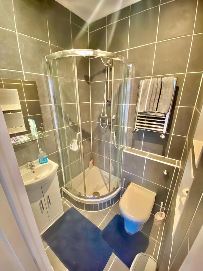 Apartment One Bed Studio Flat In Central *