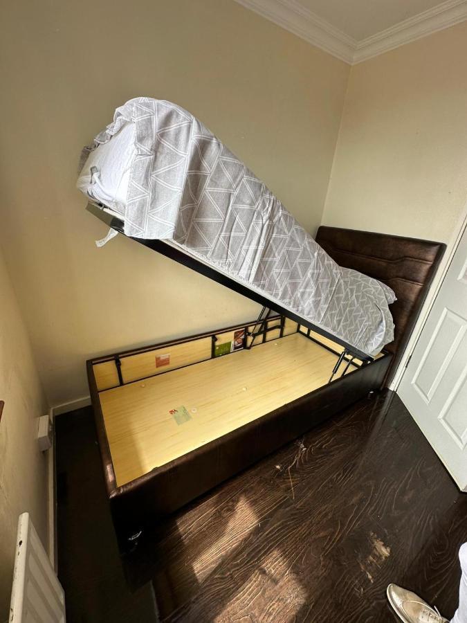 Single Comfortable Londres