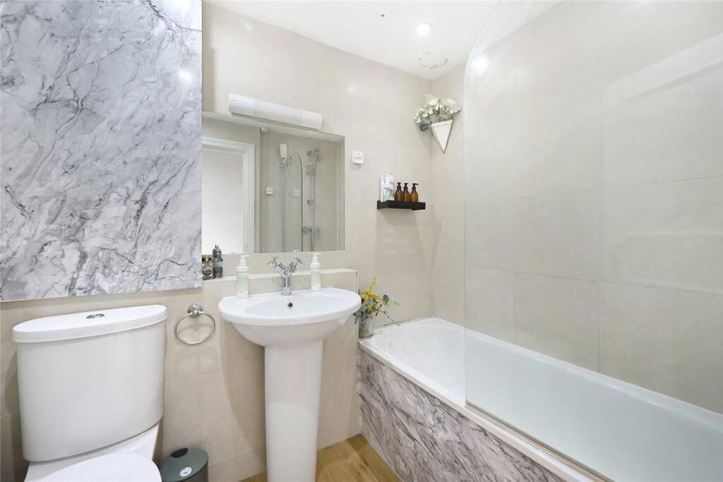 Luxury 2-bedroom In Prime South Kensington Appartement *