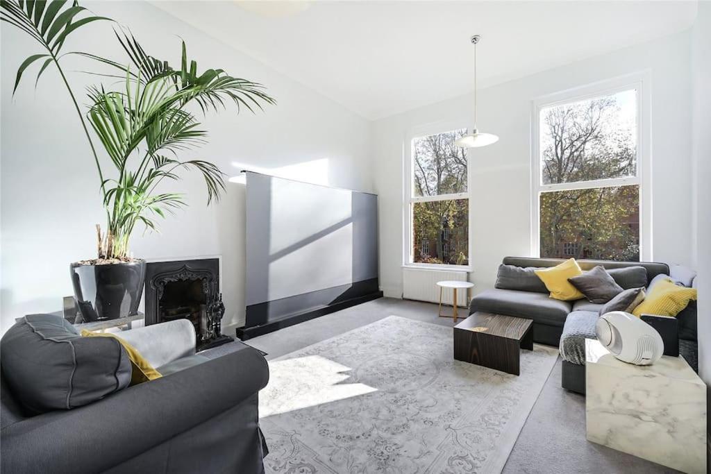 Luxury 2-bedroom In Prime South Kensington Londres