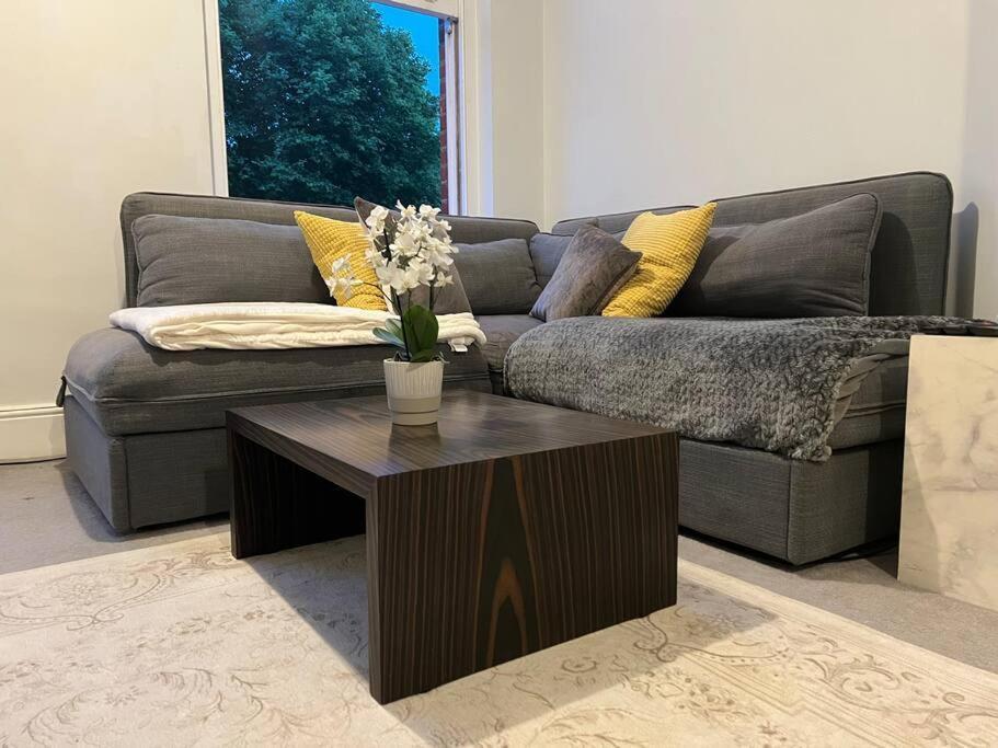 Luxury 2-bedroom In Prime South Kensington Appartement *