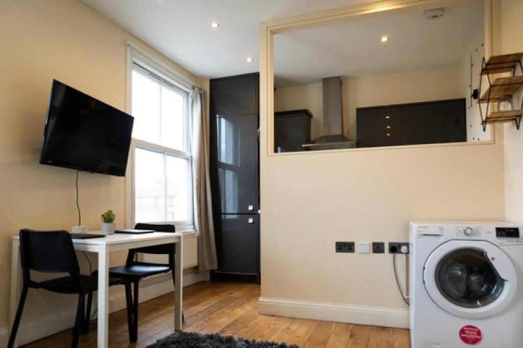 Apartment 94b Mackenzie Road London